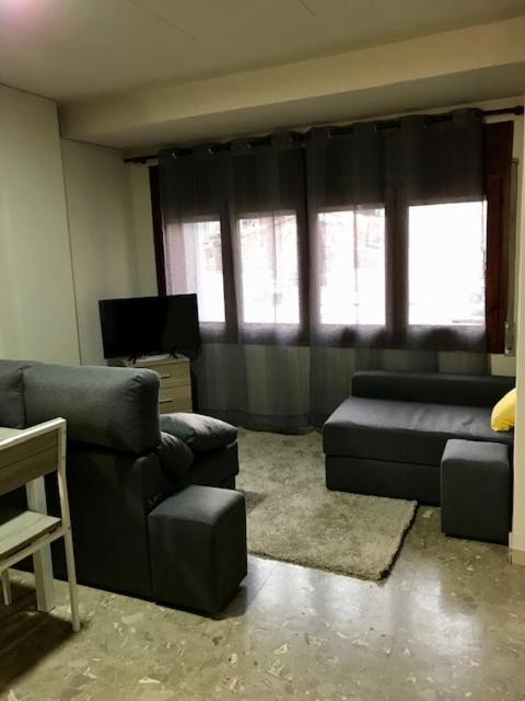Apartament Encantador Al Centre De Vic Aptgarbi Dış mekan fotoğraf