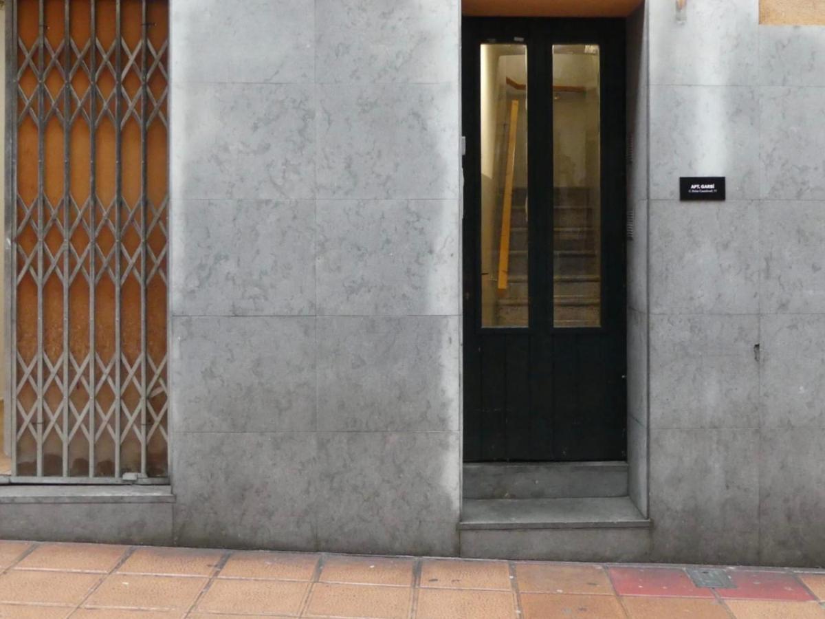 Apartament Encantador Al Centre De Vic Aptgarbi Dış mekan fotoğraf